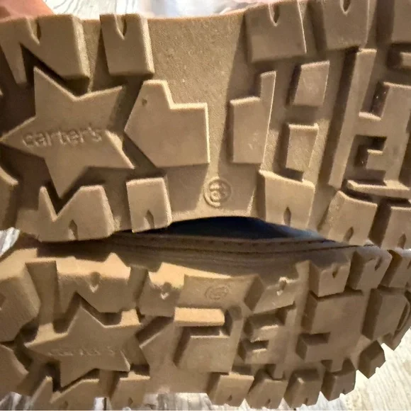 Carter's Kids Snow Boots in Navy, Tan and Burgundy Size 13 - Picture 9 of 9